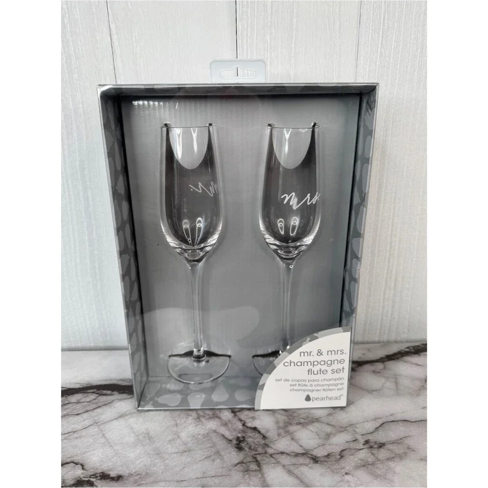 Pearhead Mr. & Mrs. Champagne Flute Set Clear Glass 2pc NEW